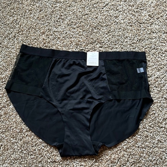 Auden Bonded Edge Brief ๐ค size L - Picture 1 of 4